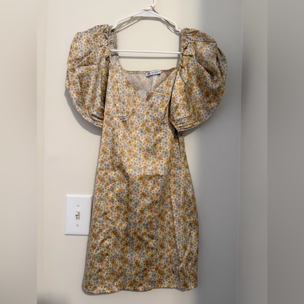 Zara Floral Puff Sleeve Mini Dress